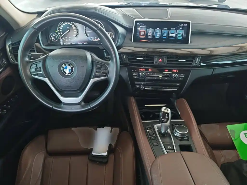 BMW X6 2018 — фото 10