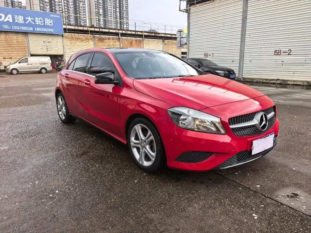 Mercedes-Benz A-Class 2014