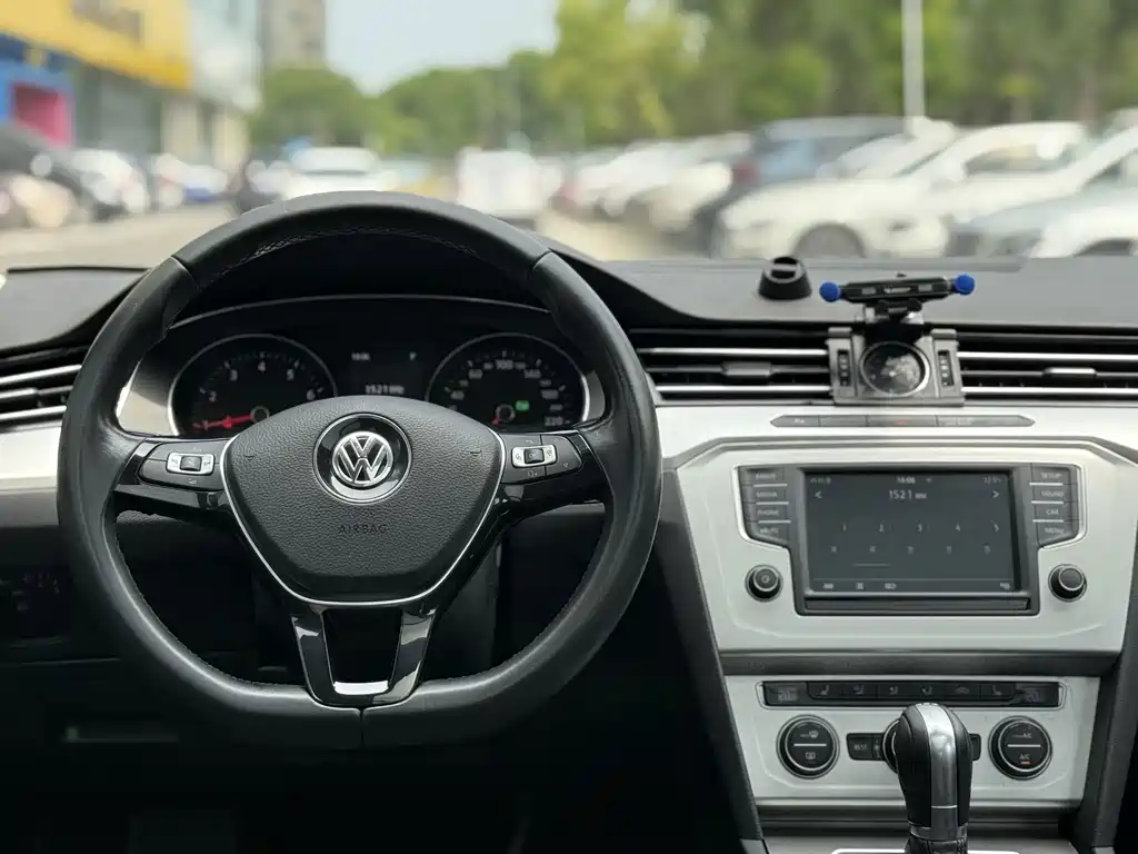 Volkswagen Viloran 2017 — фото 13