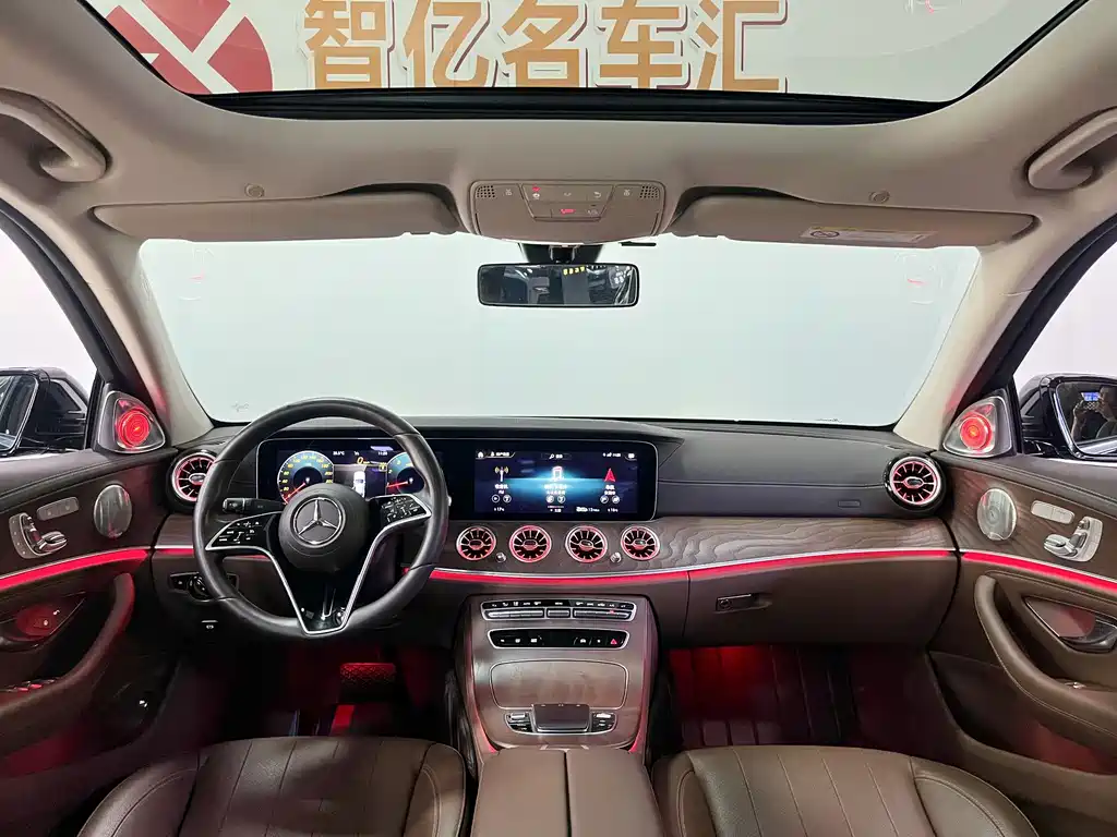 Mercedes-Benz E-Class 2023 — фото 6