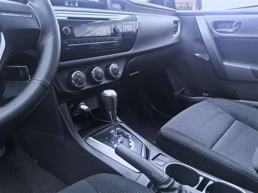 Toyota Levin 2015 — фото 18