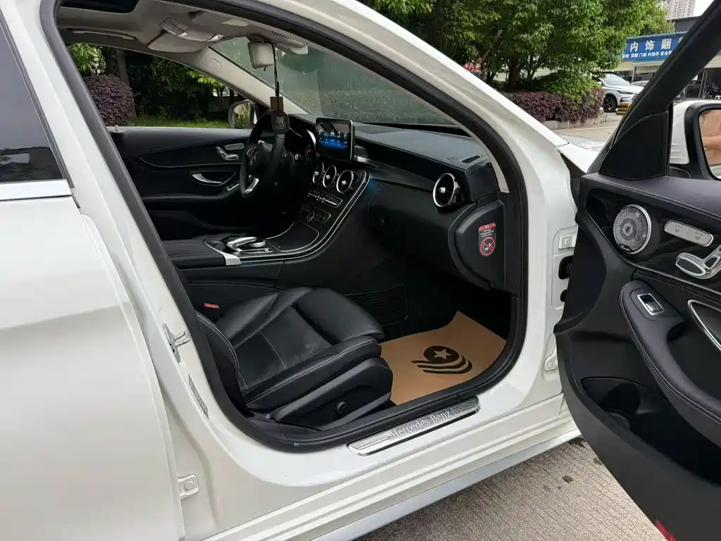 Mercedes-Benz C-Class 2015 — фото 6