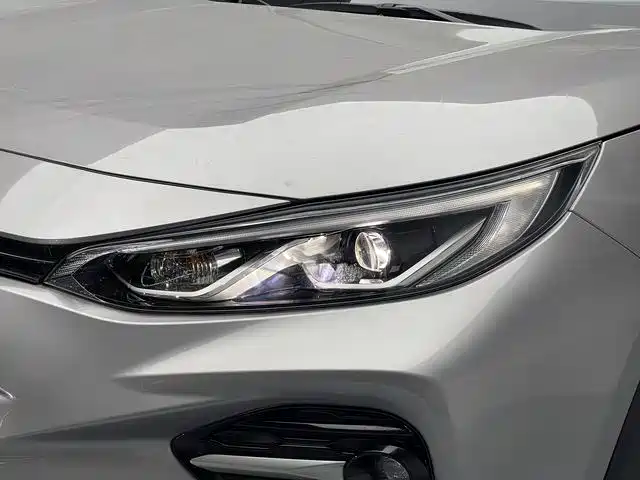 Toyota Wildlander 2023 — фото 12