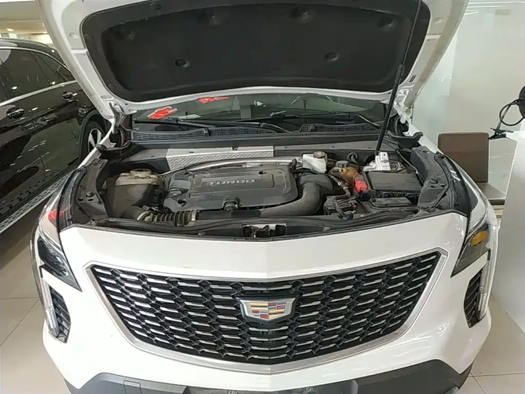 Cadillac XT4 2019 — фото 20