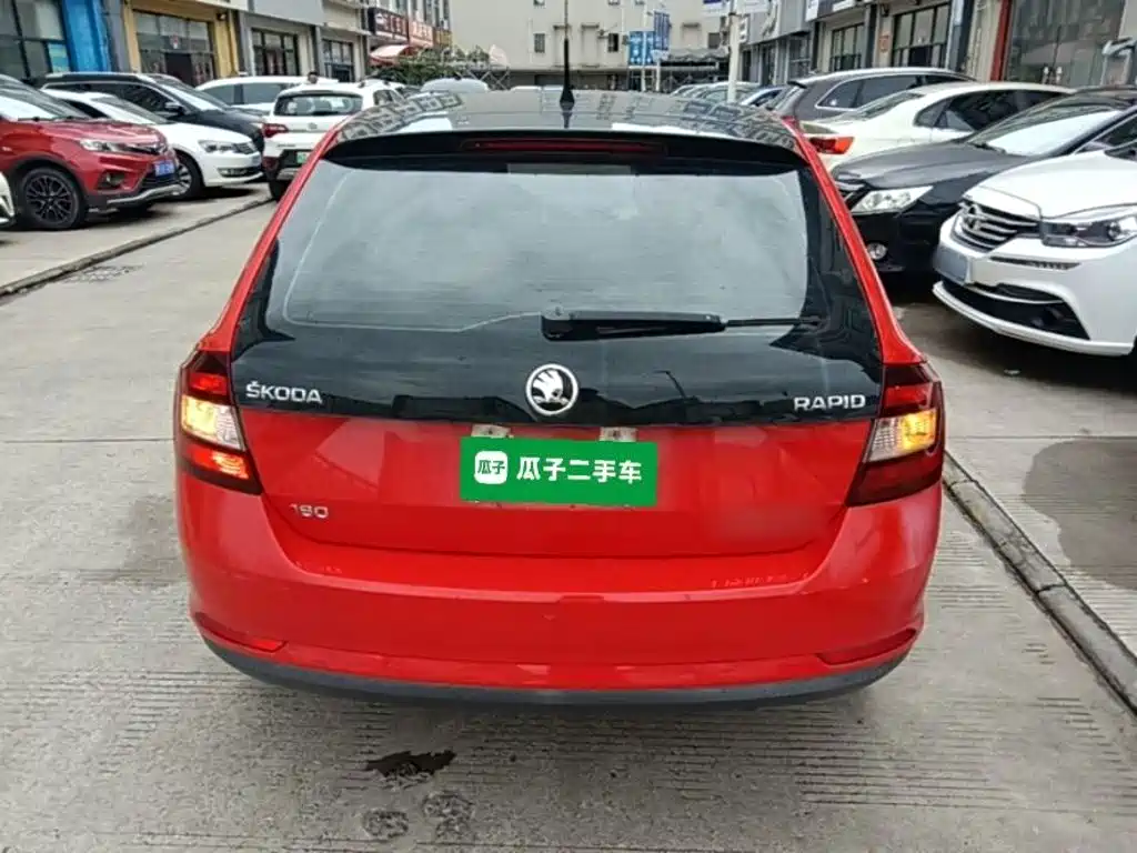 Skoda Rapid Spaceback 2016