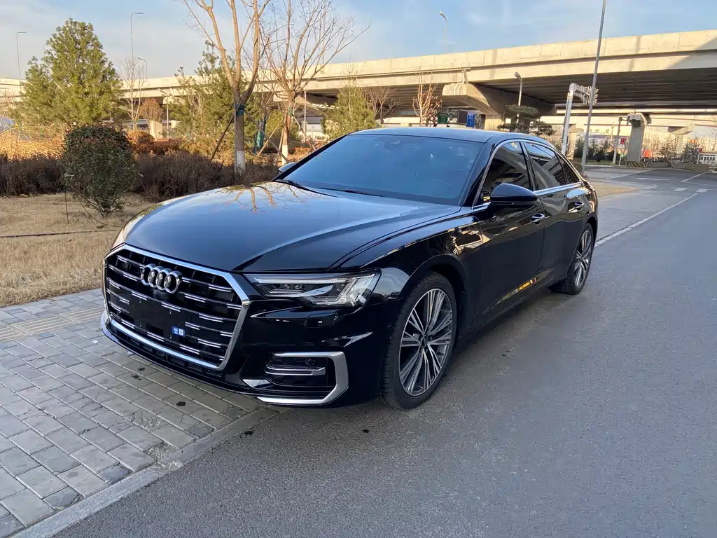 Audi A6L 2023 — фото 1