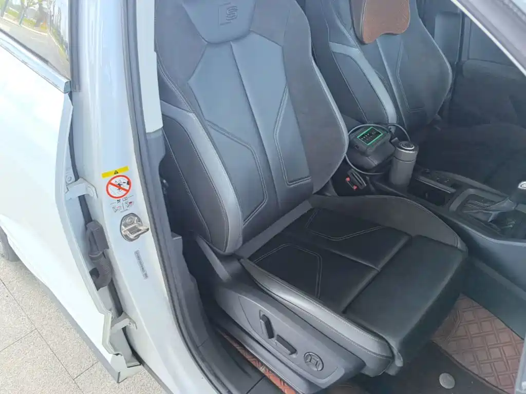 Audi Q3 Sportback 2022 — фото 25