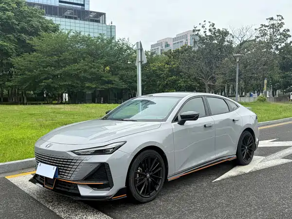 Changan UNI-V 2022