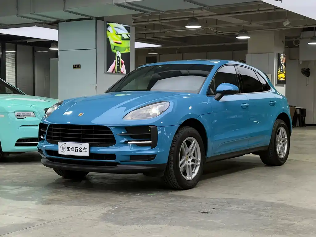 Porsche Macan 2021 — фото 1