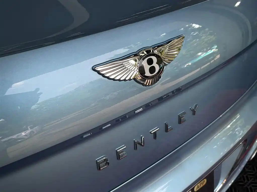 Bentley Flying Spur 2021 — фото 8