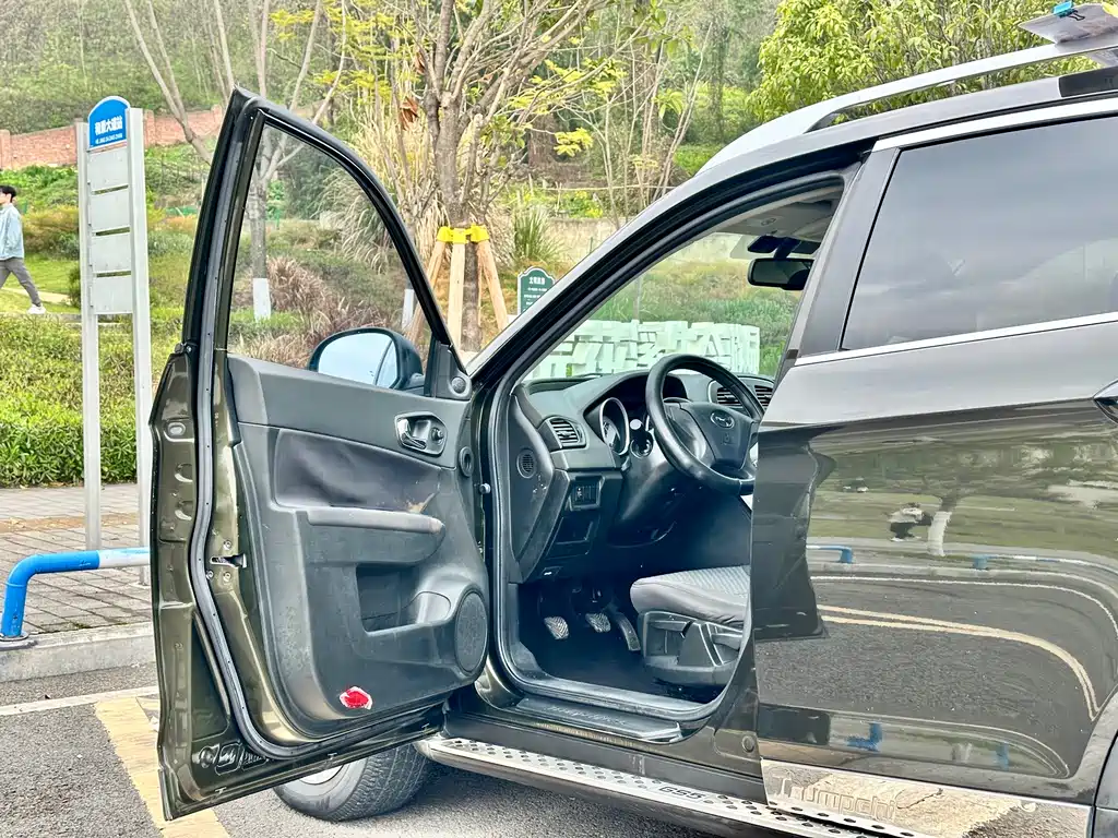 GAC Motor Trumpchi GS5 2014 — фото 17