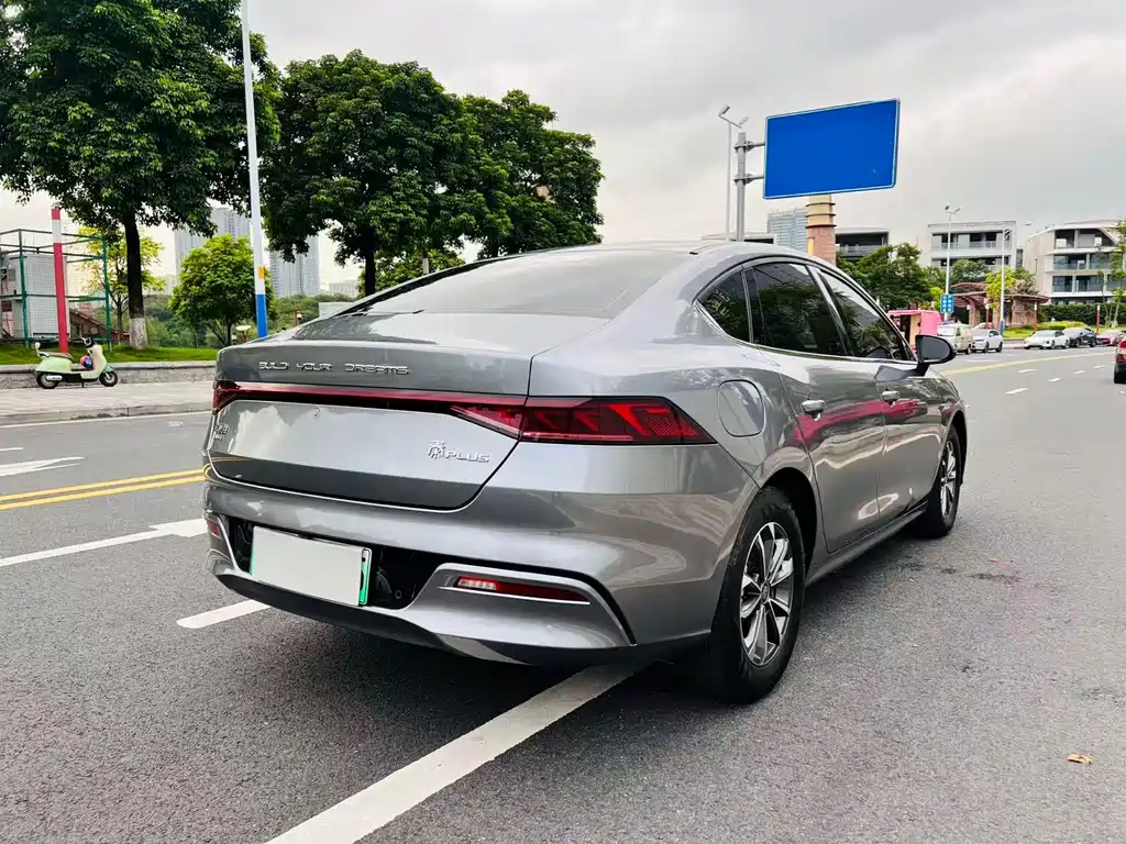 BYD Qin PLUS 2023 — фото 13