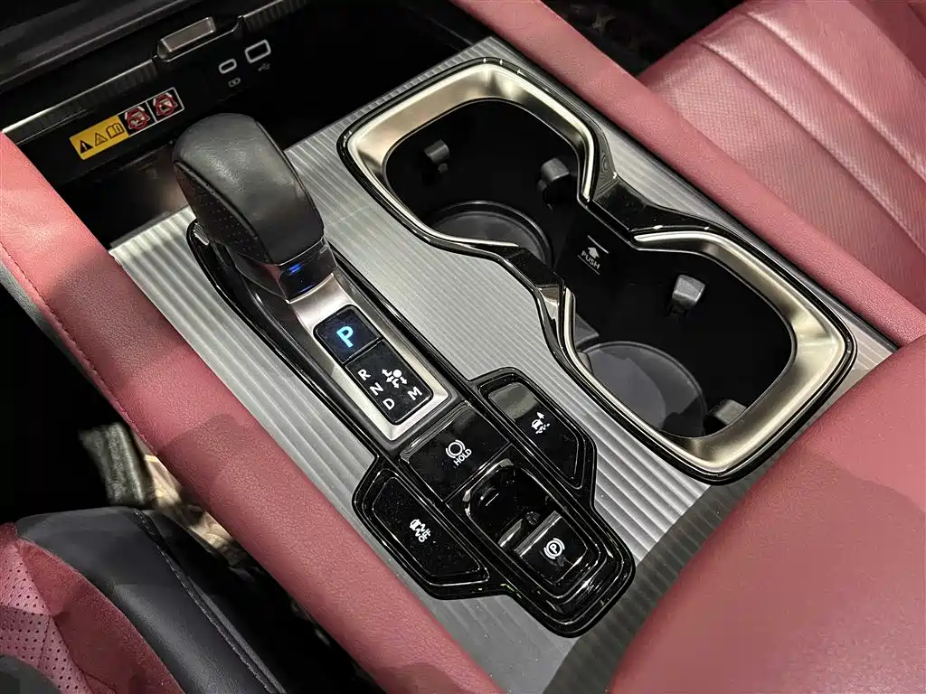 Lexus RX 2024 — фото 18