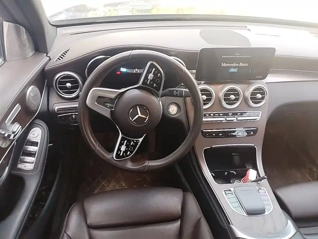 Mercedes-Benz GLC 2021 — фото 11