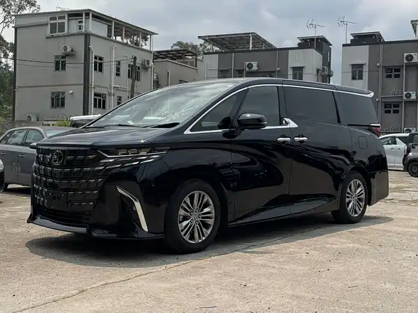 Toyota Alphard 2025