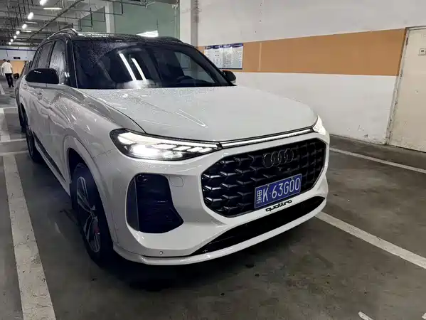 Audi Q6 2024