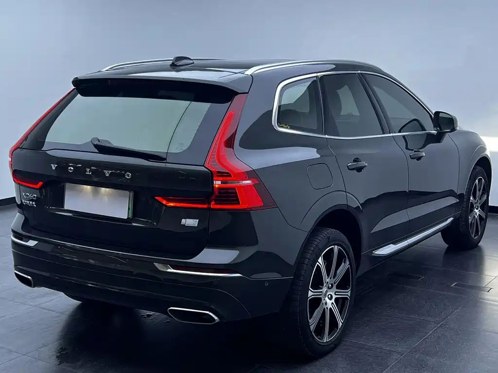 Volvo XC60 Plug-In Hybrid 2020 — фото 19
