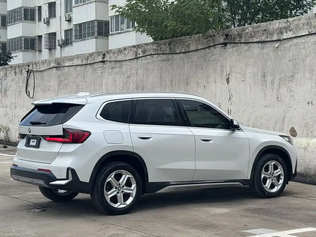 BMW X1 2023 — фото 14