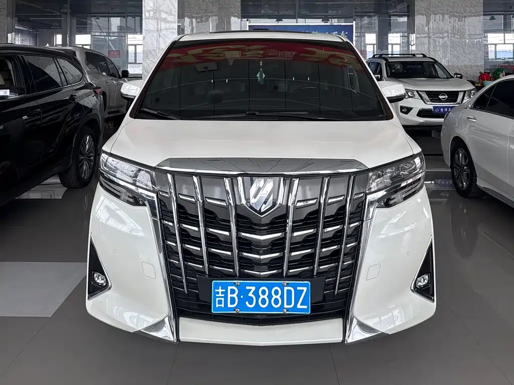 Toyota Alphard 2018 — фото 2