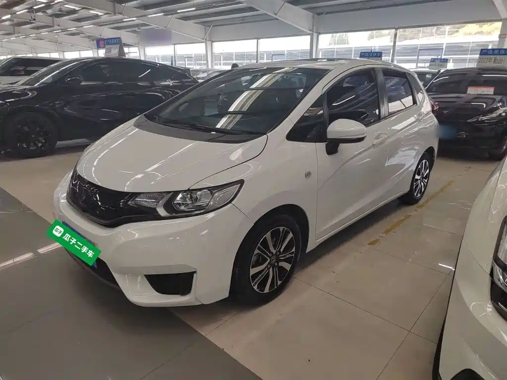 Honda Fit 2017 — фото 2