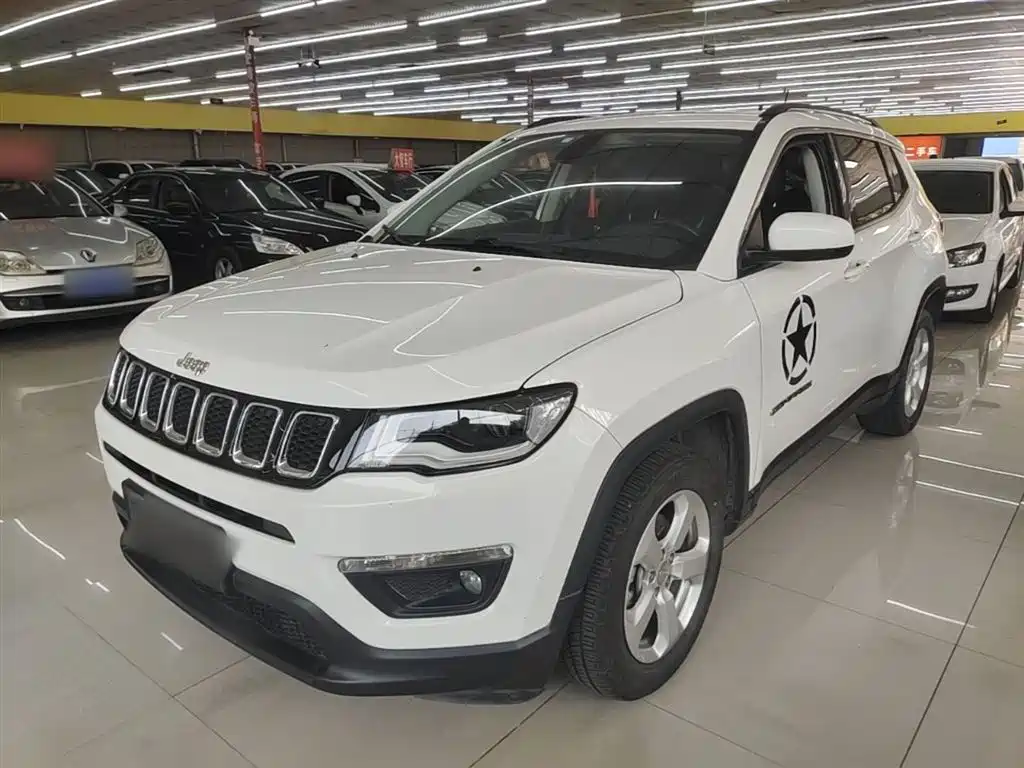Jeep Compass 2021 — фото 1