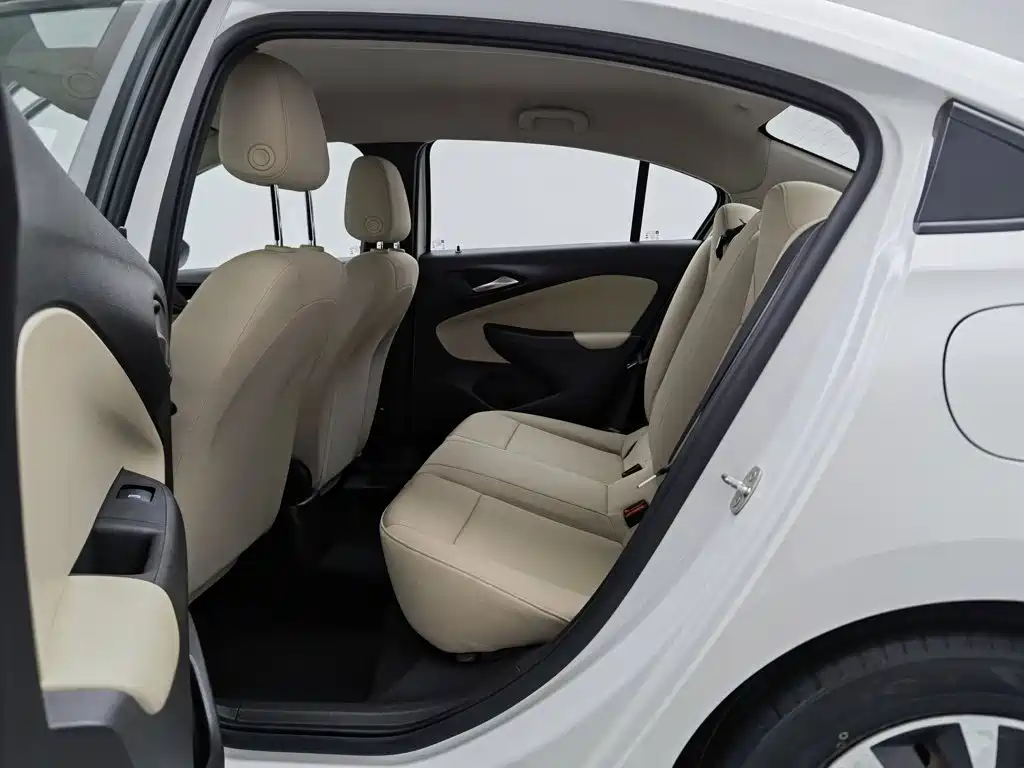 Buick Excelle 2021 — фото 15