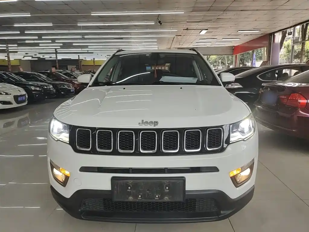 Jeep Compass 2021 — фото 3