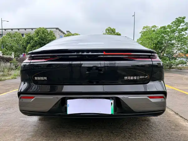 Geely Galaxy Starshine 8 2025