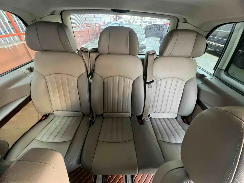 Mercedes-Benz Viano 2015 — фото 10