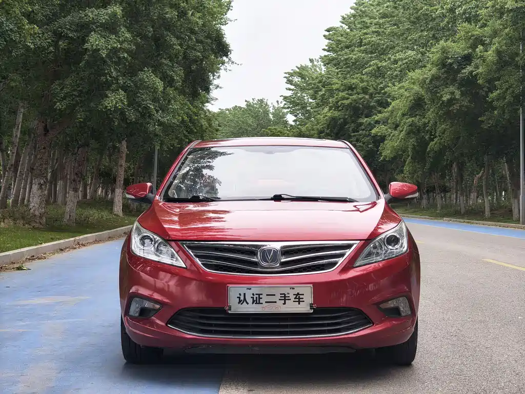 Changan Eado 2016 — фото 2