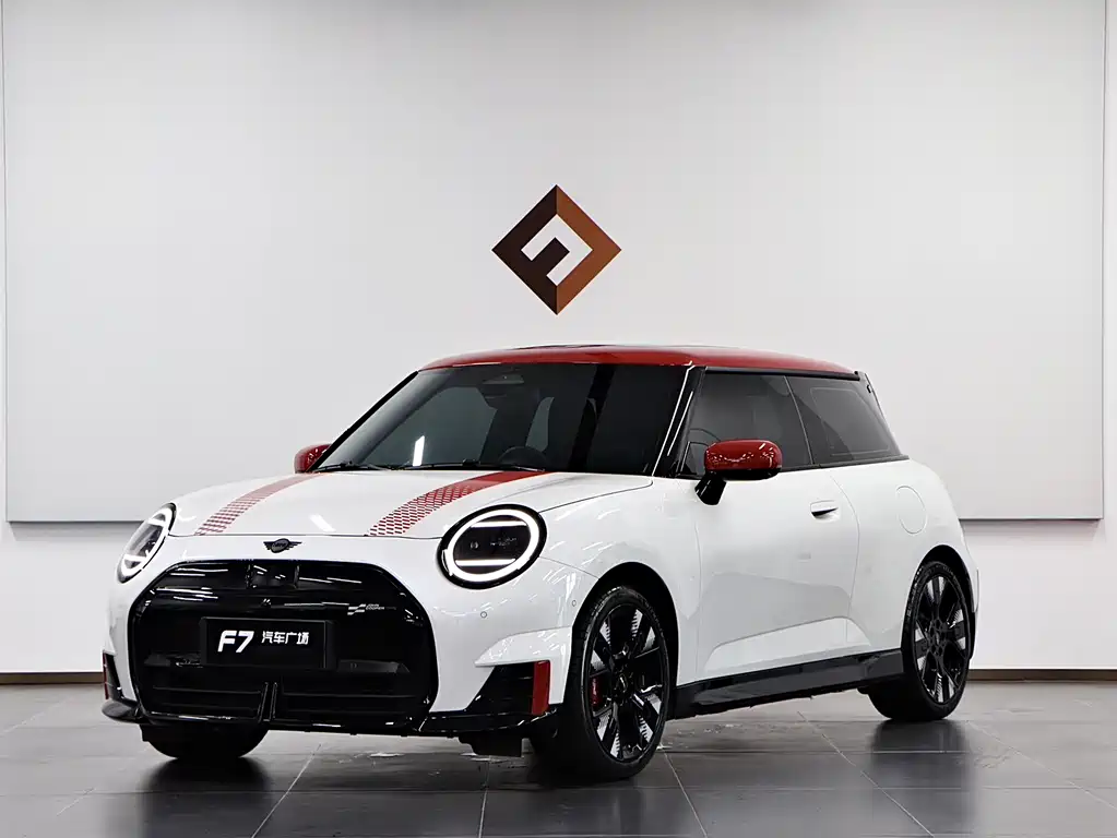 MINI JCW Aceman EV 2025 — фото 1