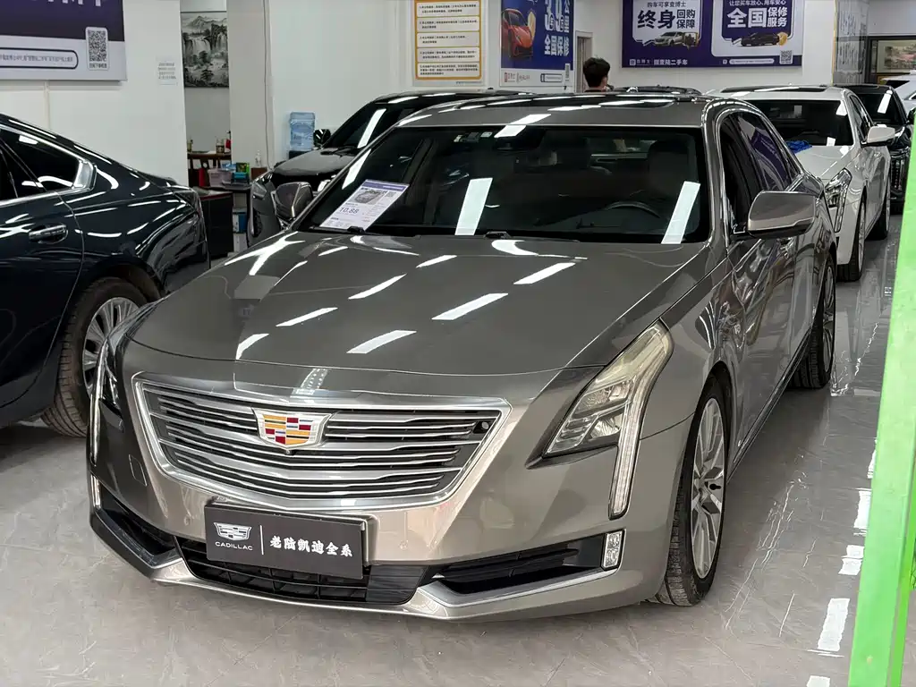 Cadillac CT6 2018 — фото 1