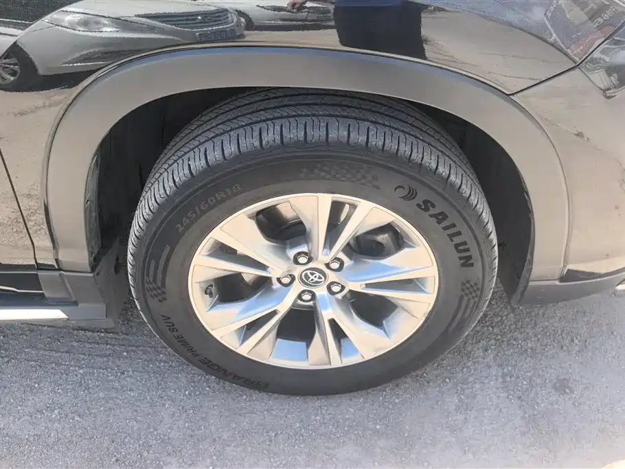 Toyota Highlander 2020