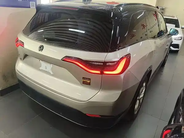 NIO ES8 2019