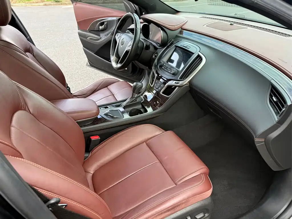 Buick LaCrosse 2015 — фото 6