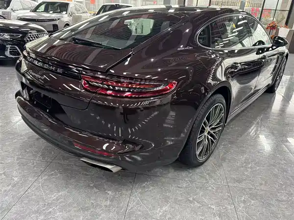 Porsche Panamera 2018