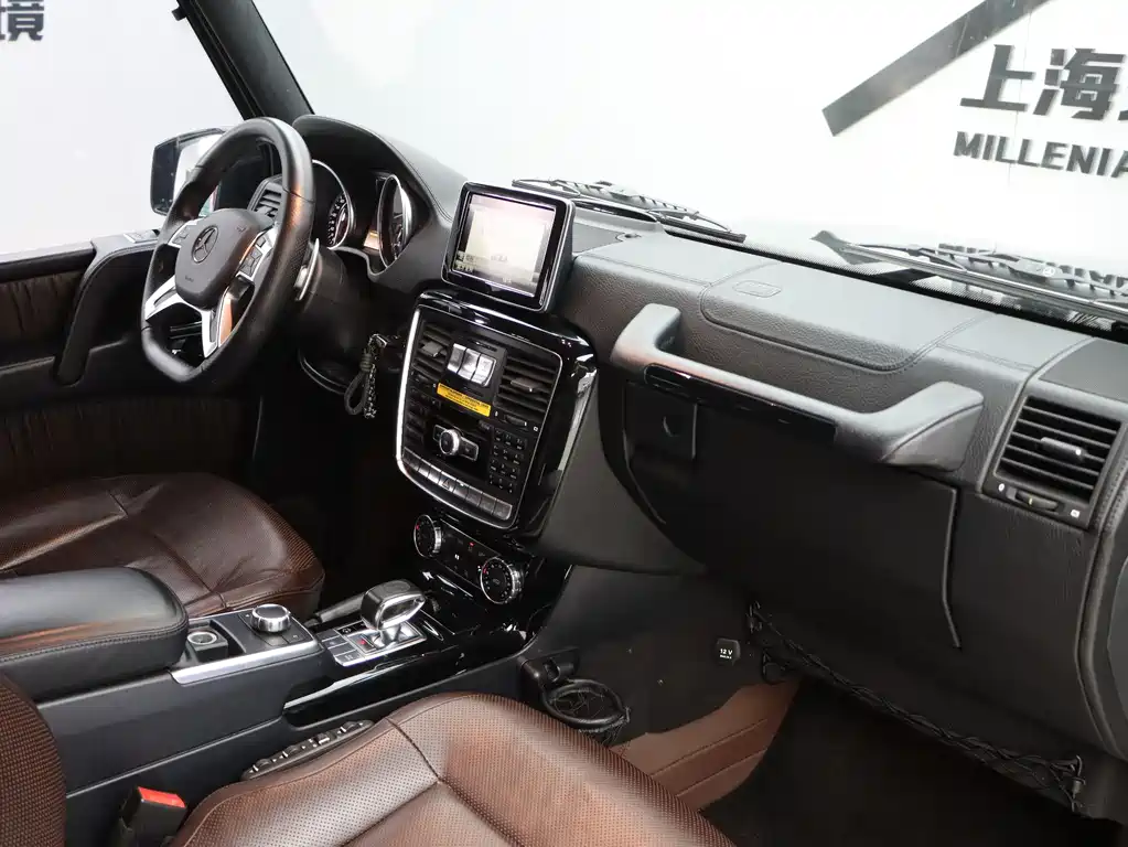 Mercedes-Benz G-Class AMG 2015 — фото 23