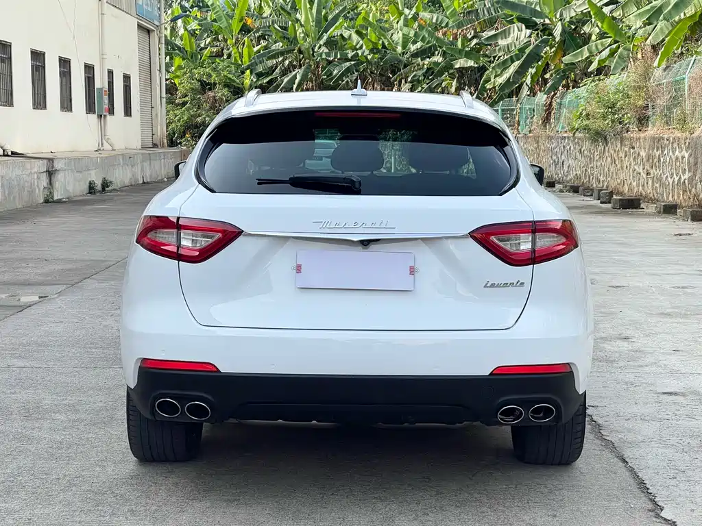 Maserati Levante 2017 — фото 7