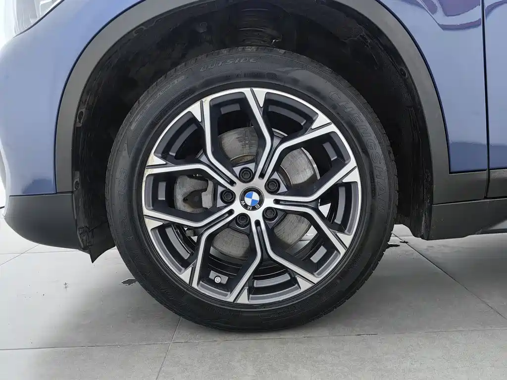 BMW X1 2021 — фото 17