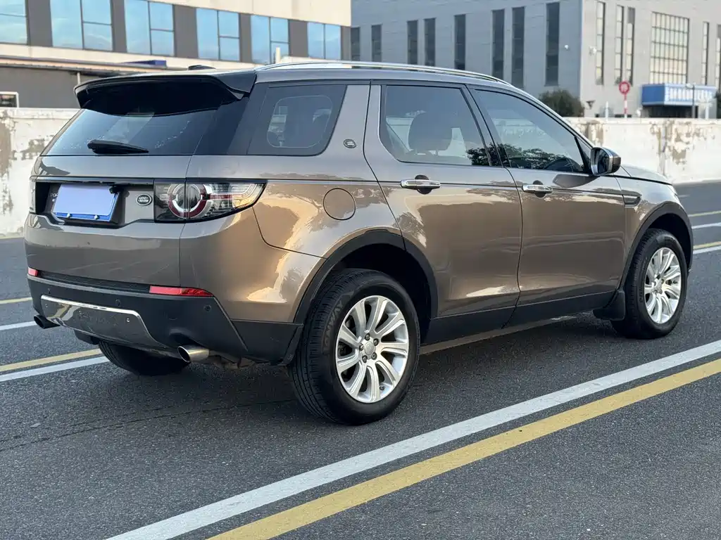Land Rover Discovery Sport 2016 — фото 20