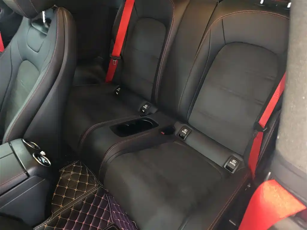 Mercedes-Benz C-Class 2023 — фото 17