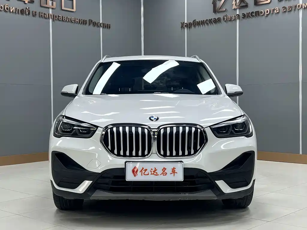 BMW X1 2021 — фото 2