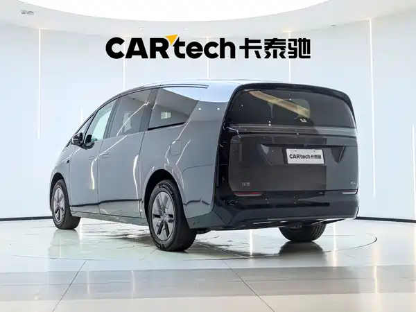 Li Auto MEGA 2025