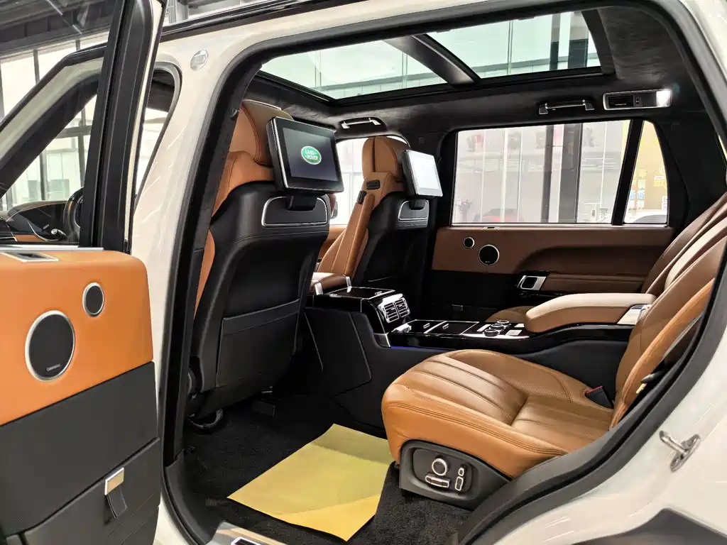 Land Rover Range Rover 2019 — фото 7