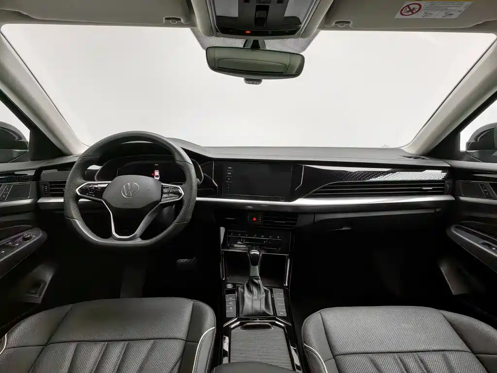 Volkswagen Passat 2024
