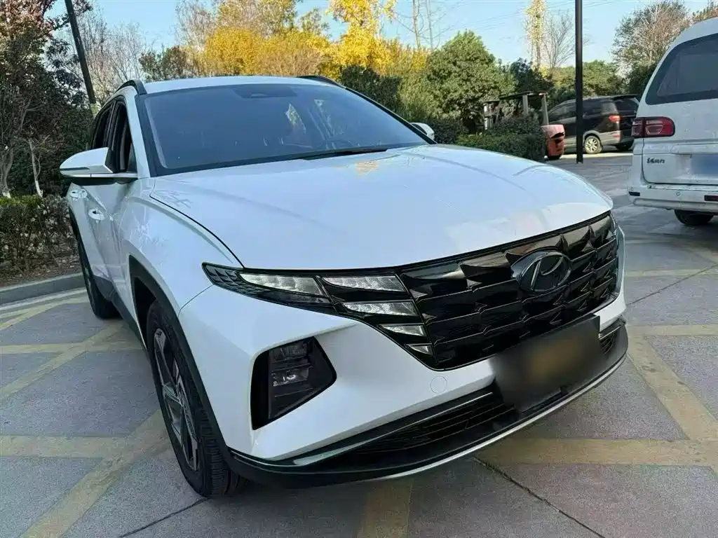 Hyundai Tucson 2023 — фото 13