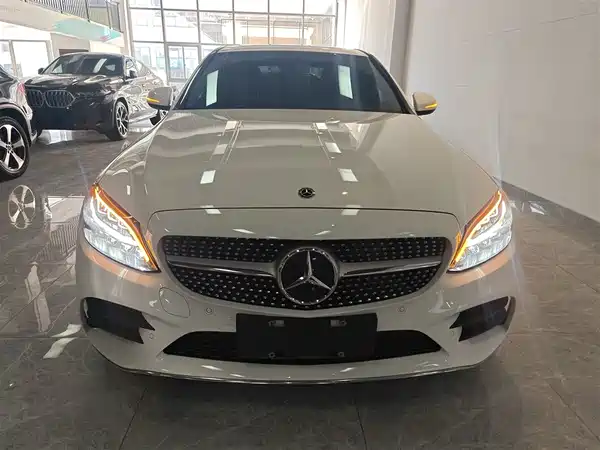 Mercedes-Benz C-Class 2020