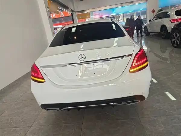 Mercedes-Benz C-Class 2020