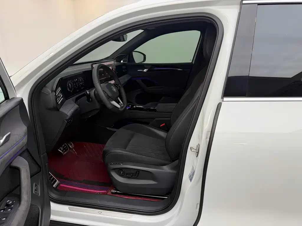Volkswagen Tiguan L 2025 — фото 17