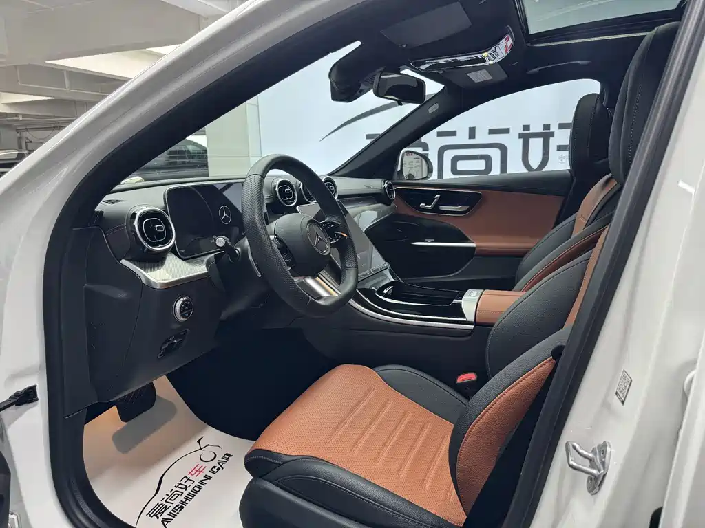 Mercedes-Benz C-Class 2023 — фото 8